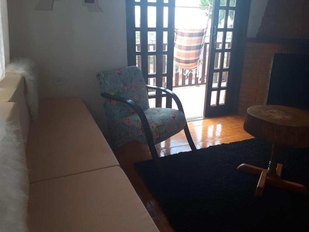 Casa de hóspedes Refugio Da Serra Suites Campos do Jordão